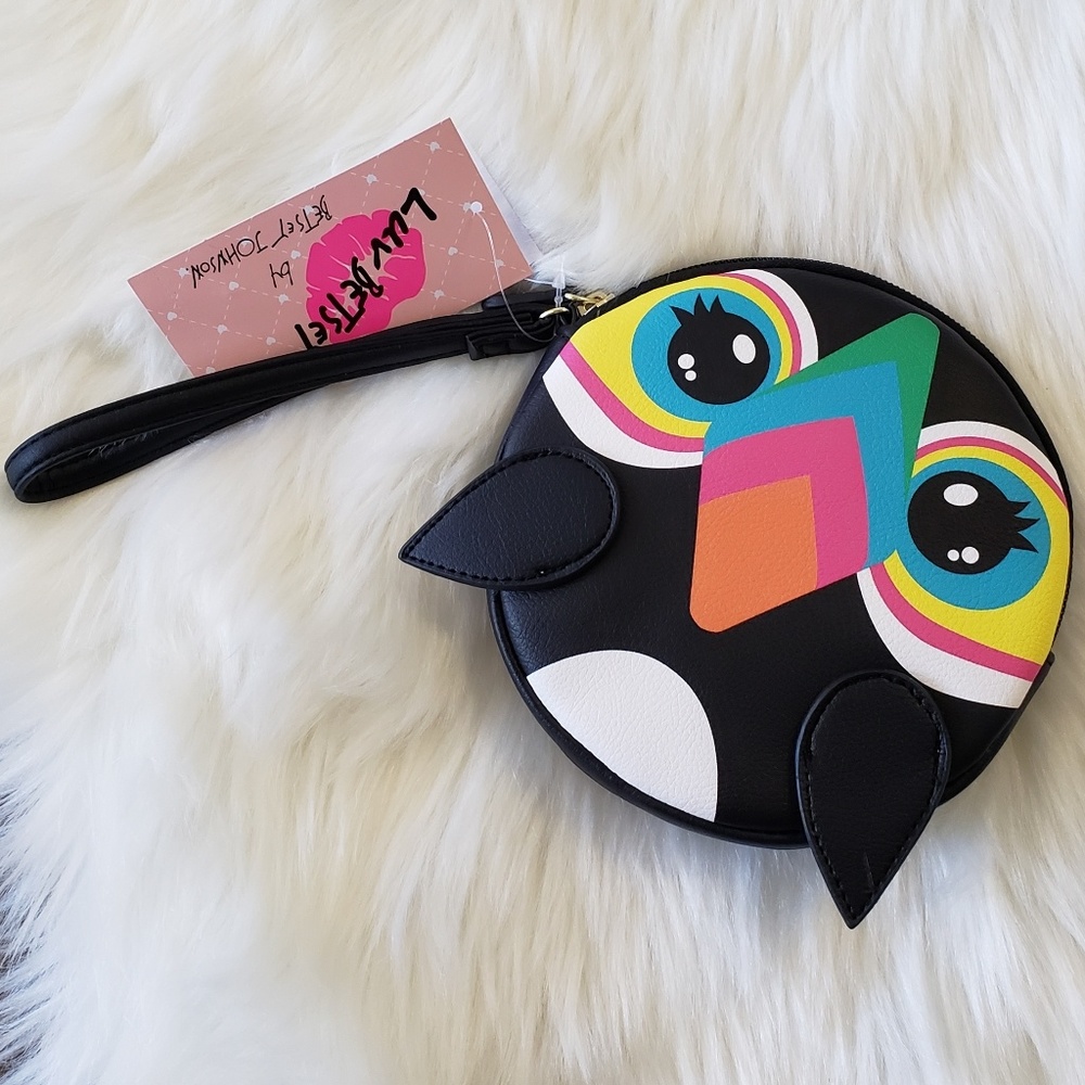B2G1 NWT Betsey Johnson Toucan Wristlet Coin Purse
